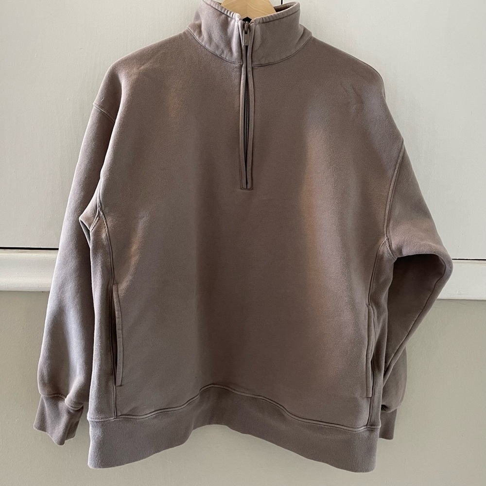 Aritzia Cozy Sweatfleece Boyfriend Half-Zip in Turner Taupe
